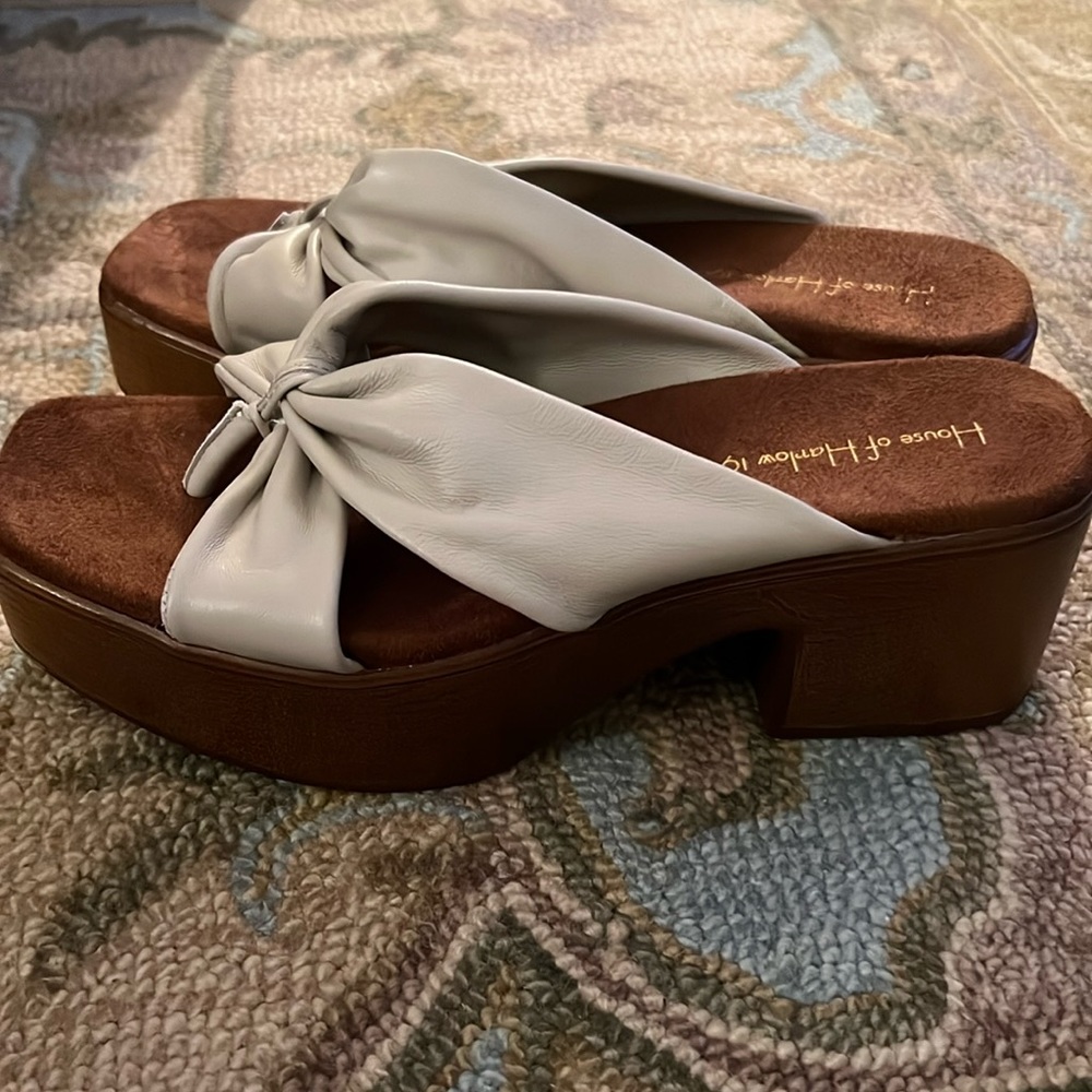House of Harlow 1960 Leather Sandals- Womens size 10.